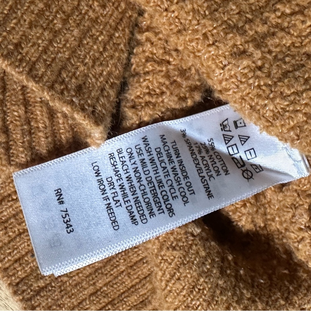 William Rast Textured V-Neck Sweater - Picture 6 of 6